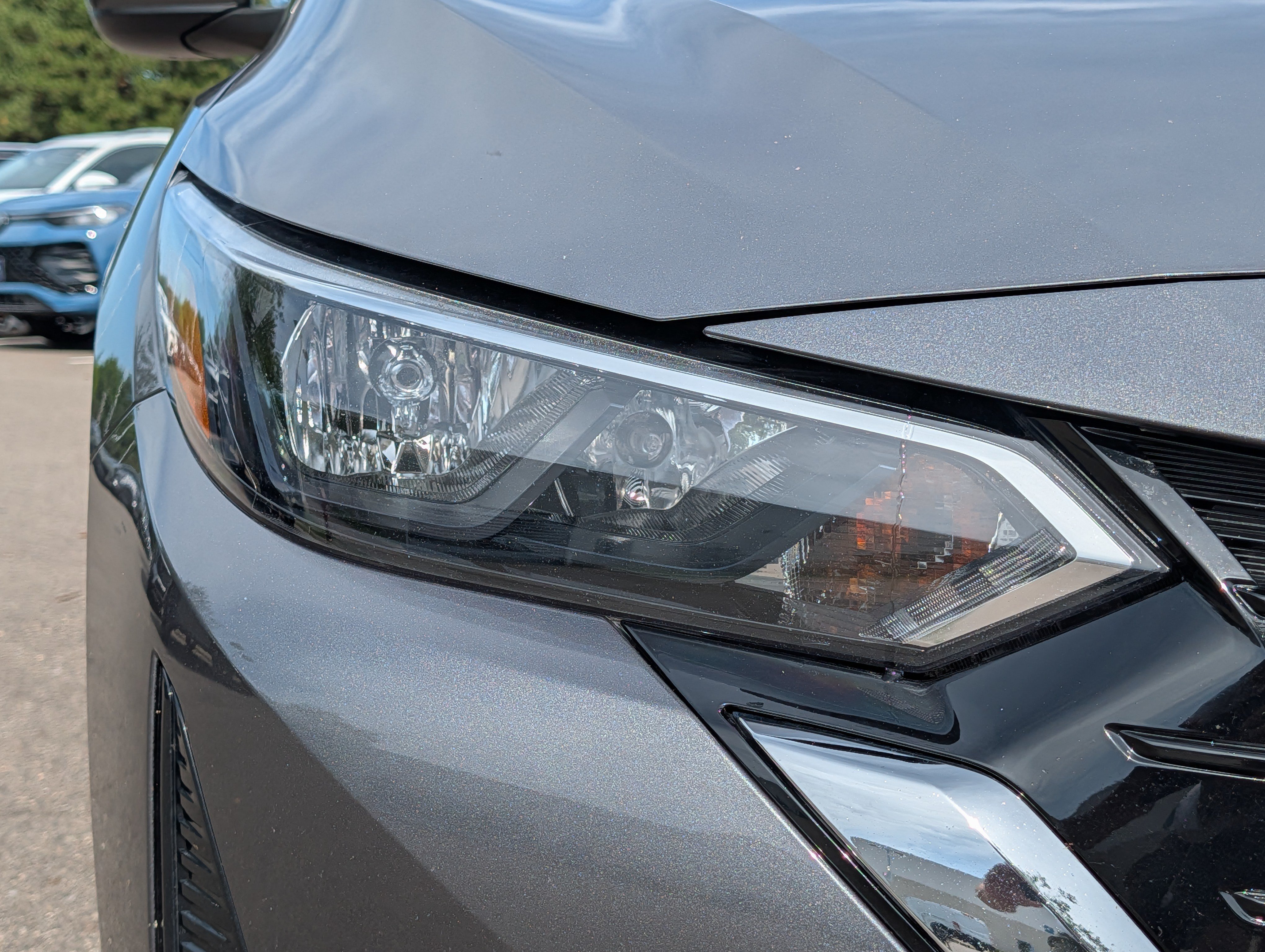 Used 2024 Nissan Sentra SV FWD image 16