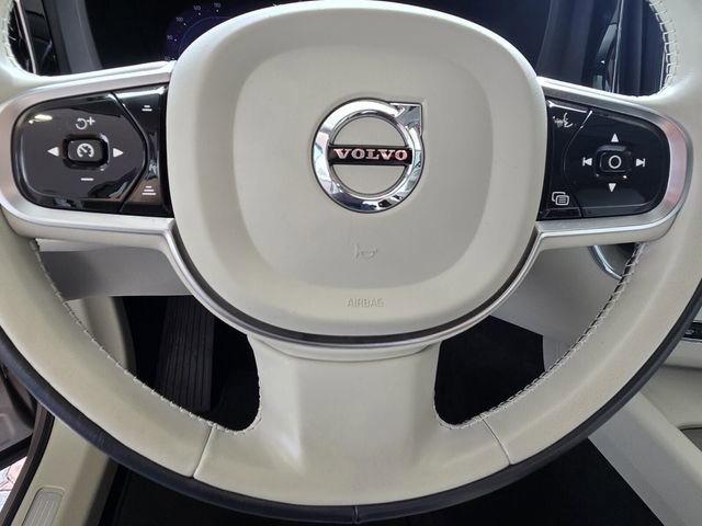 Certified 2023 Volvo XC60 B5 Plus w/ Protection Package Premier AWD/4WD image 25