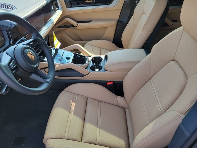 New 2026 Porsche Cayenne AWD/4WD image 22