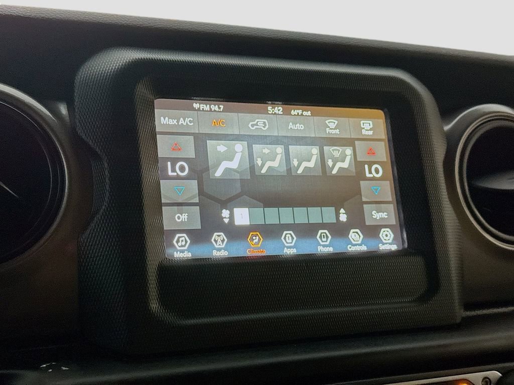 Used 2021 Jeep Wrangler Unlimited Sport AWD/4WD image 18