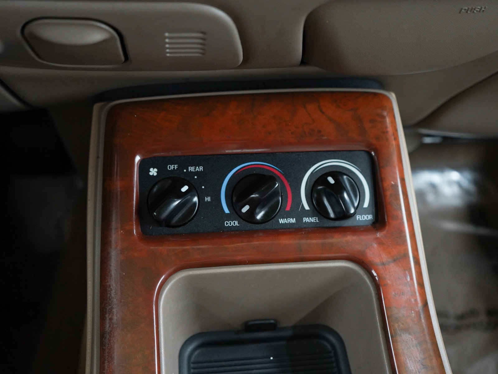 Used 2002 Lincoln Navigator 4WD image 24