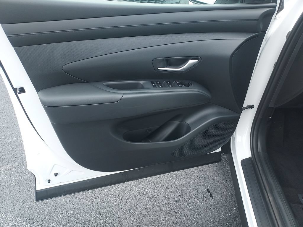 New 2026 Hyundai Tucson SE FWD image 12