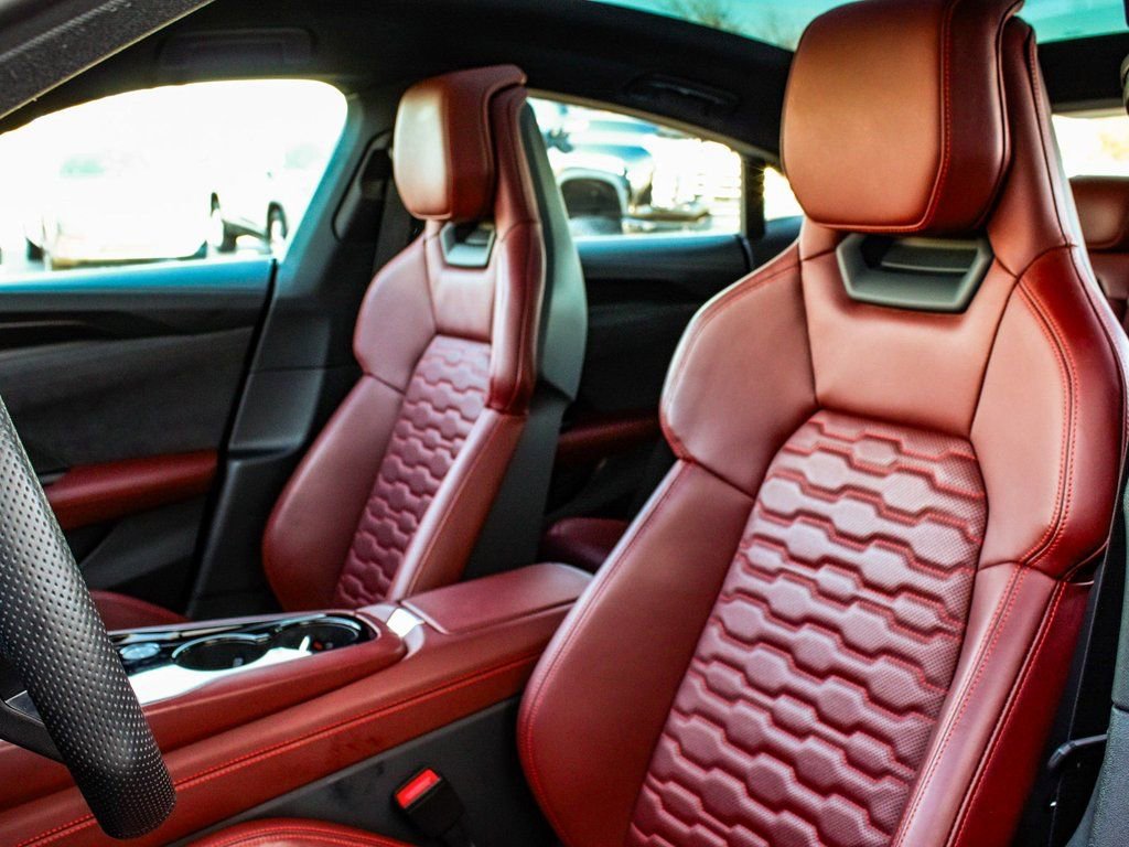 Used 2024 Audi e-tron GT Premium Plus image 34