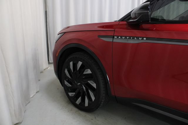 New 2026 Lincoln Nautilus Reserve w/ Jet Appearance Package AWD/4WD image 73