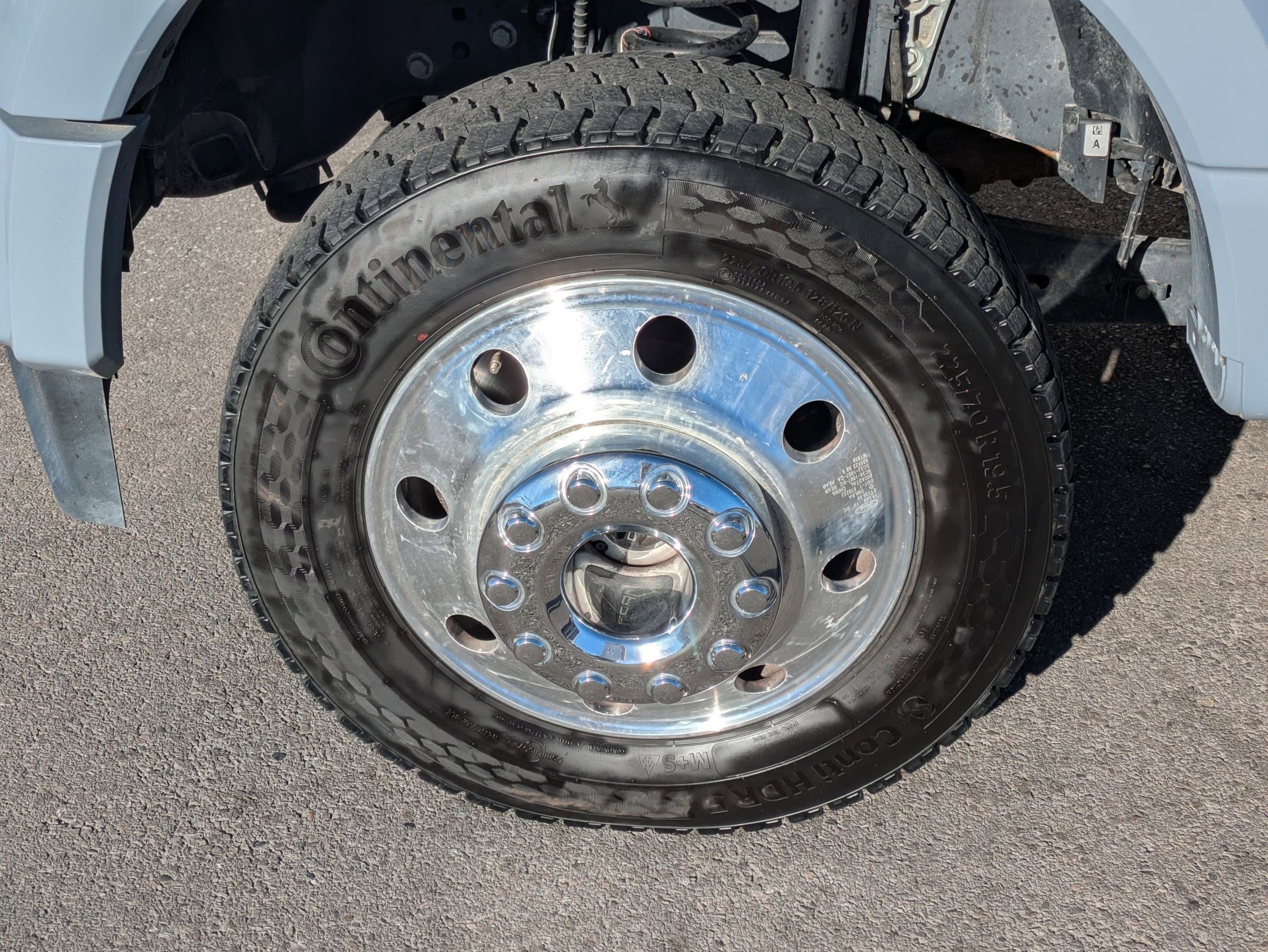 Used 2024 Ford F450 Limited w/ FX4 Off-Road Package image 14