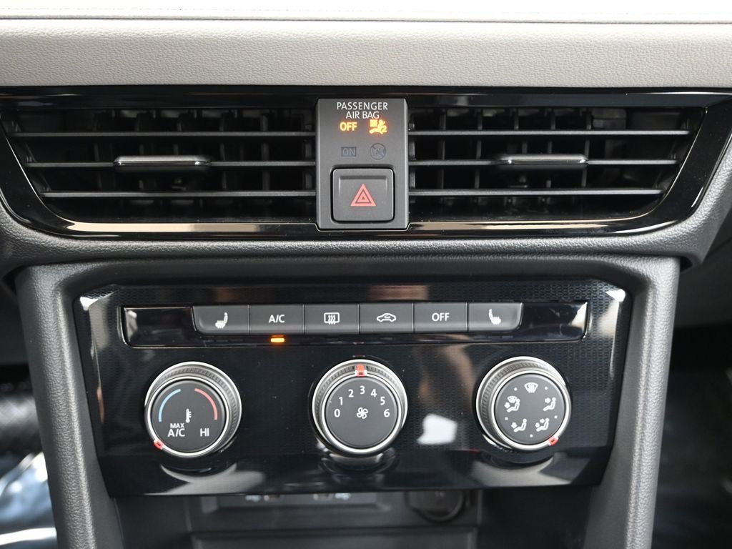 New 2025 Volkswagen Taos S image 34