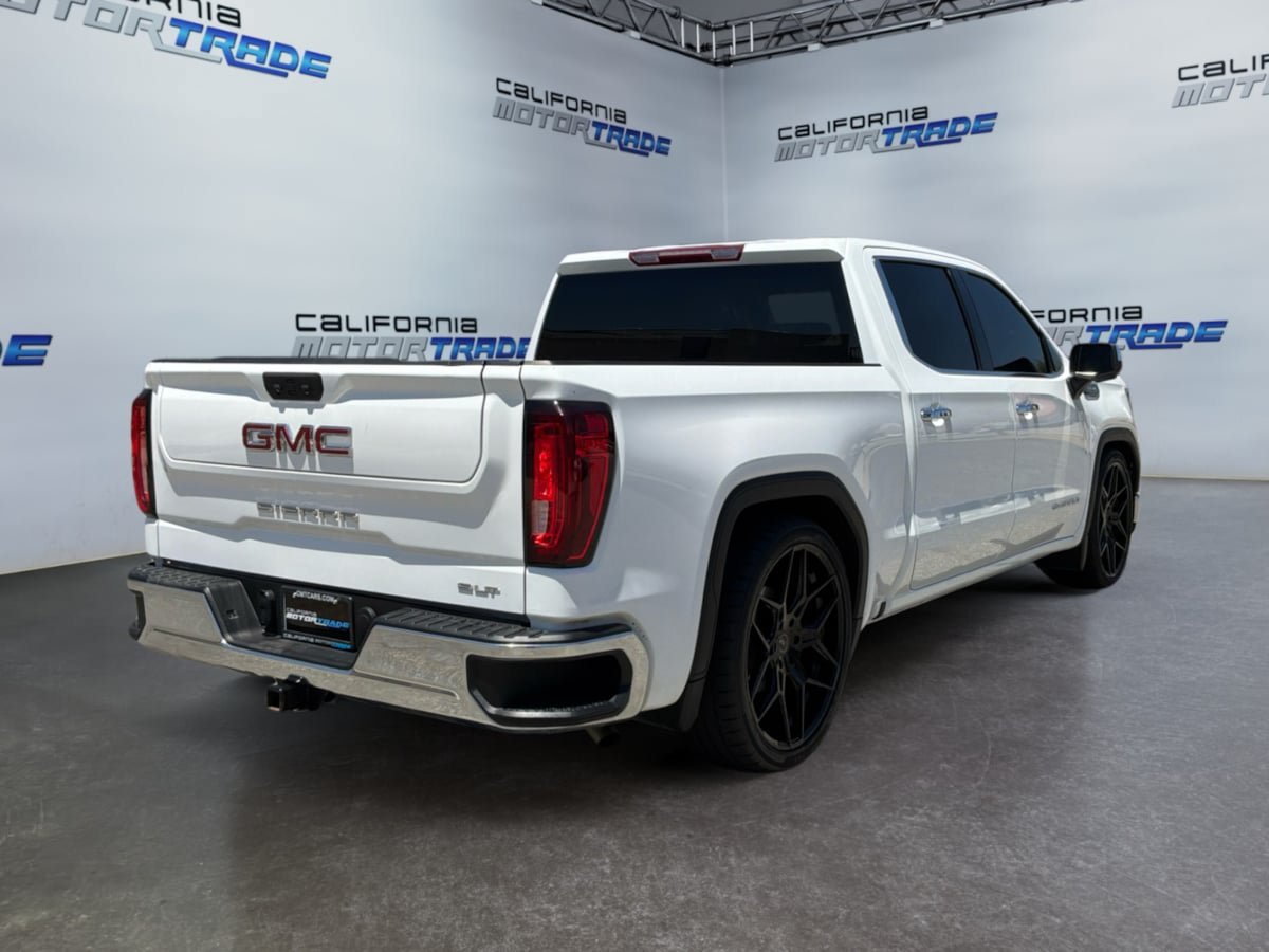 Used 2024 GMC Sierra 1500 SLT RWD image 5