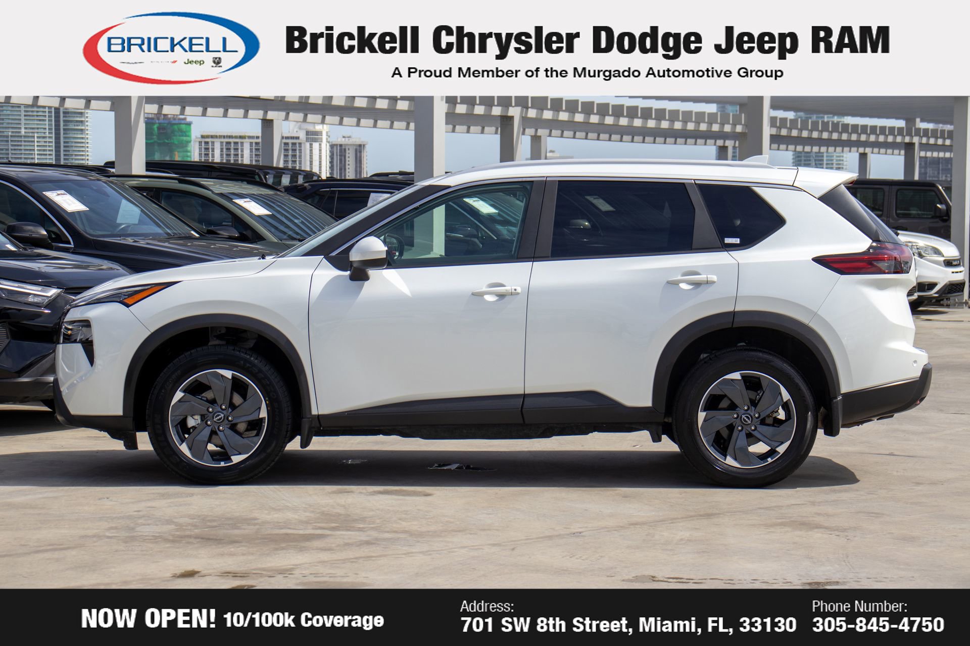 Used 2025 Nissan Rogue SV w/ SV Premium Package image 8