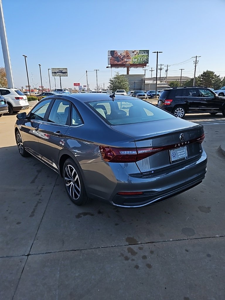New 2026 Volkswagen Jetta SE image 7