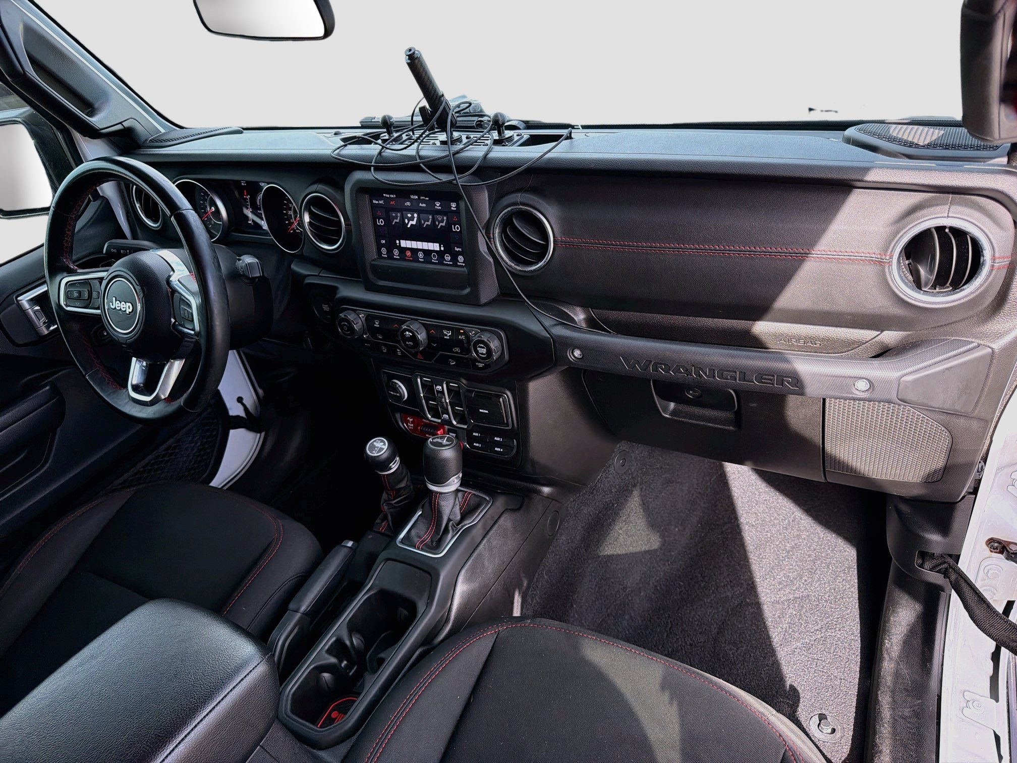 Used 2020 Jeep Wrangler Unlimited Rubicon w/ Quick Order Package 28Y Recon AWD/4WD image 13