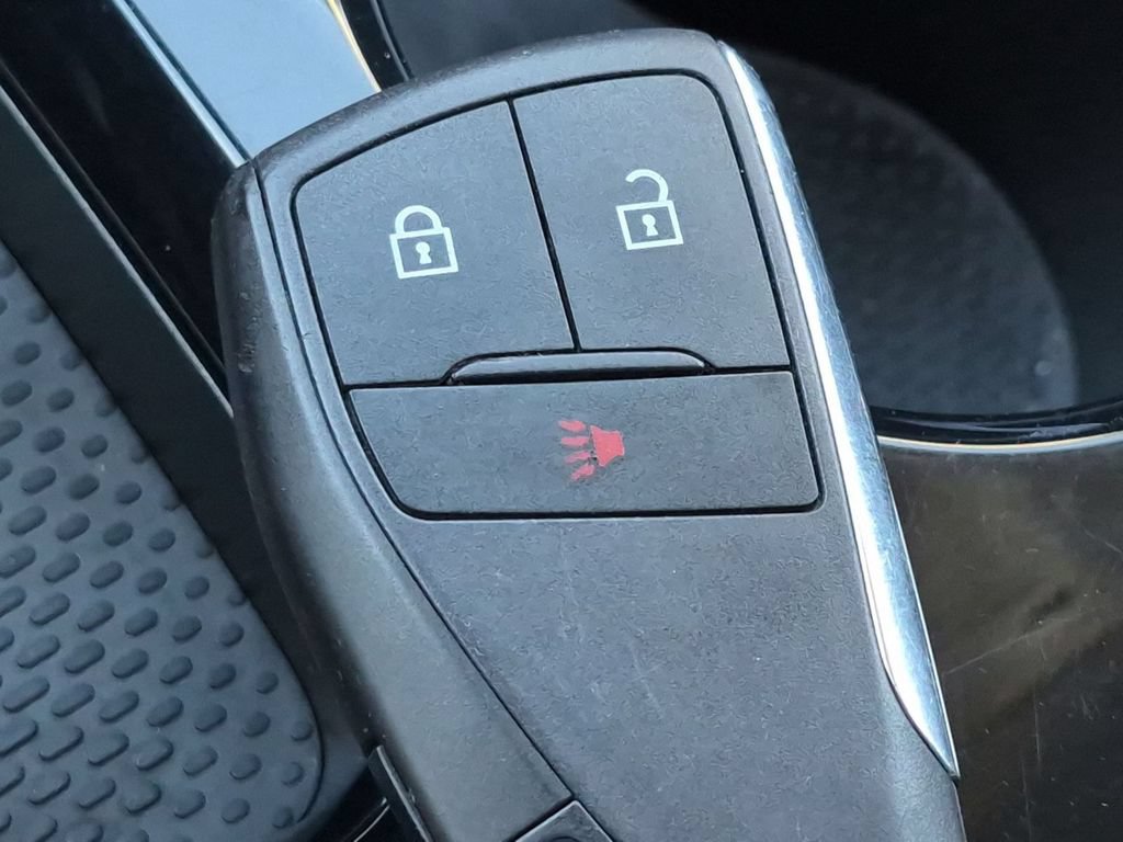 Used 2024 Buick Envision Preferred AWD/4WD image 32