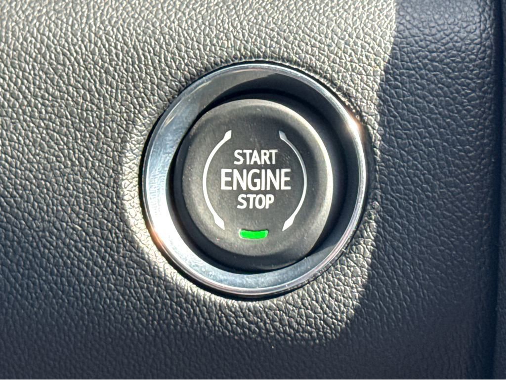 New 2026 GMC Acadia Elevation image 19