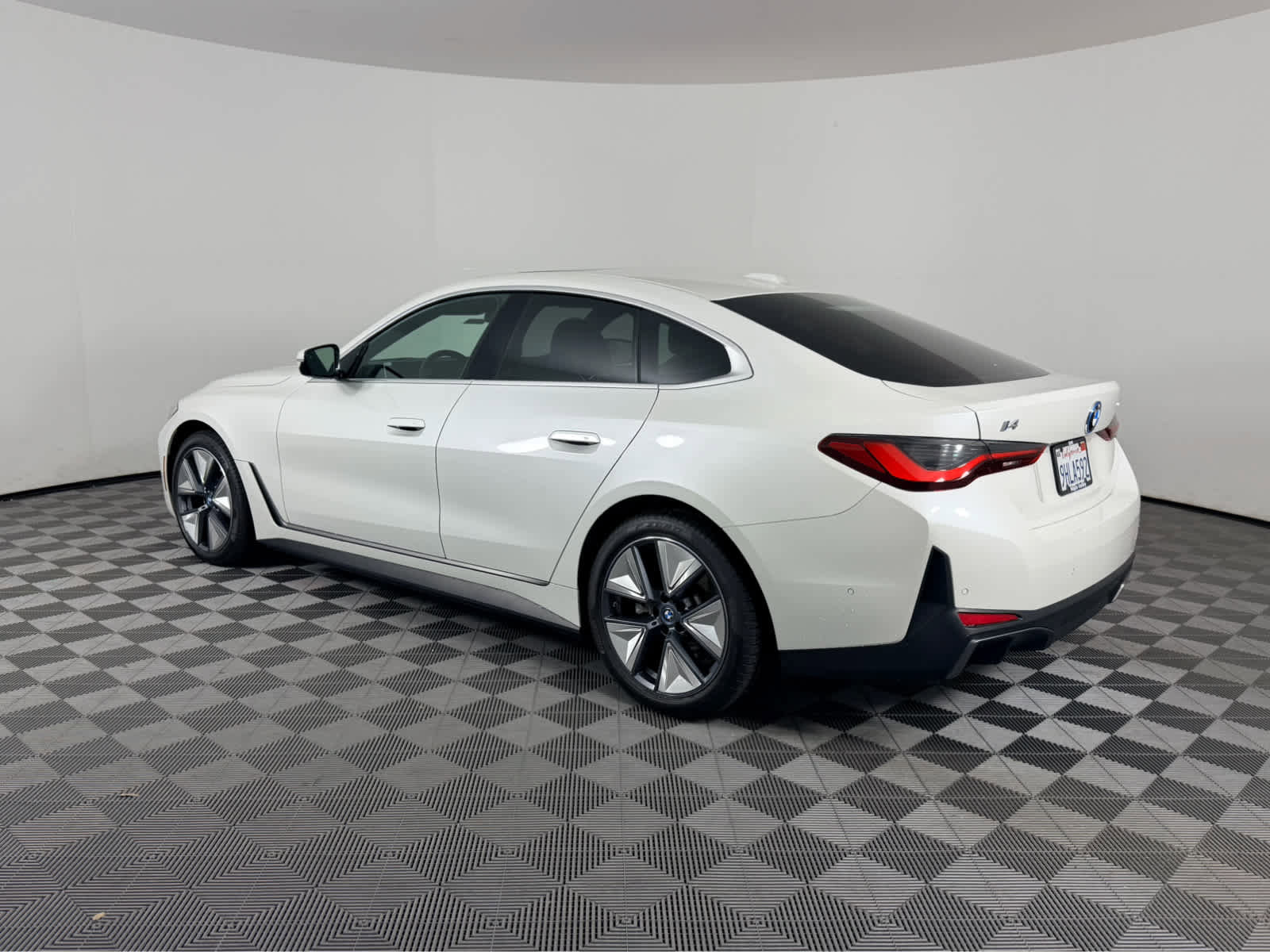 Certified 2023 BMW i4 eDrive35 w/ Premium Package image 5