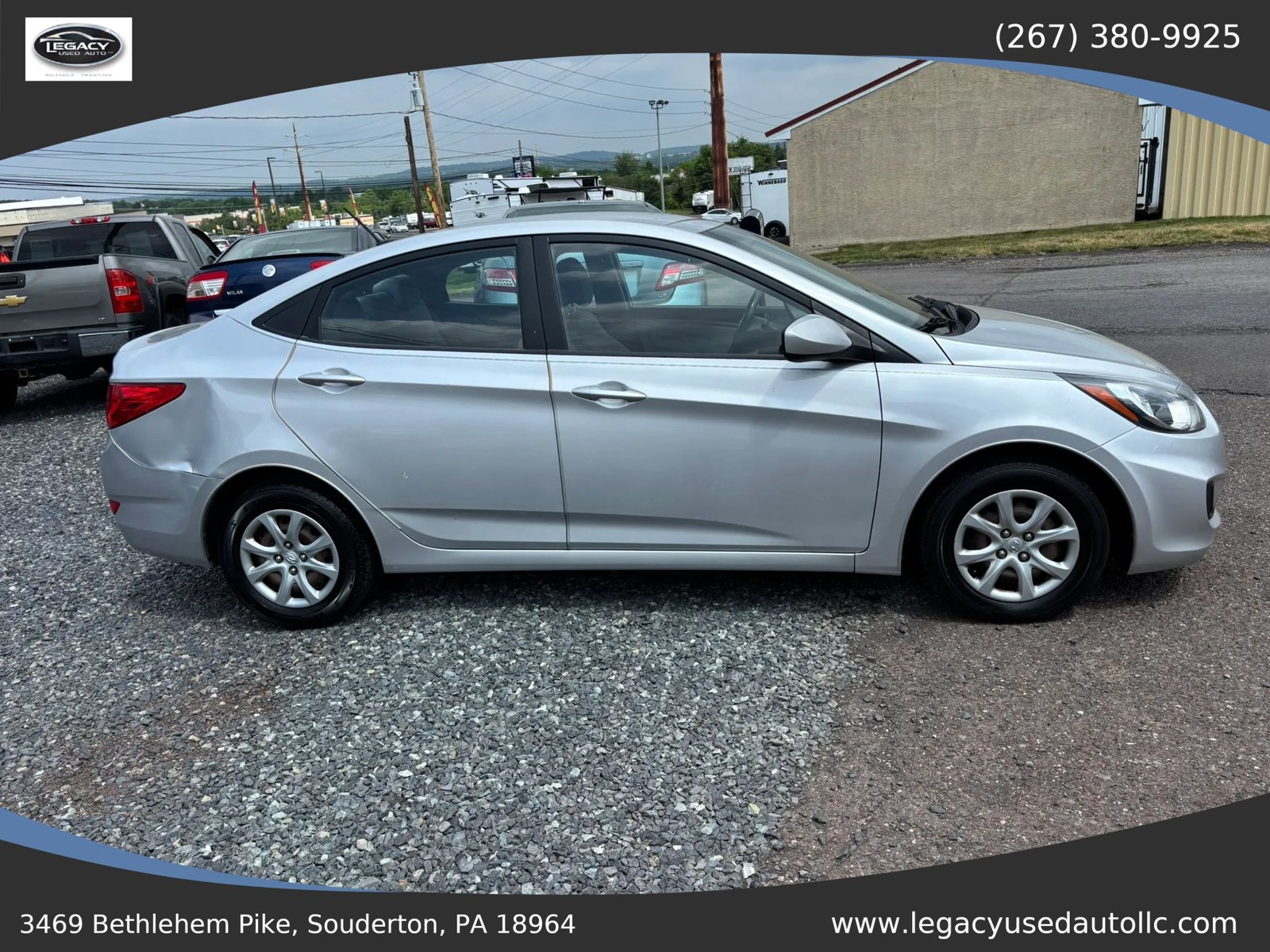 Used 2012 Hyundai Accent GLS FWD image 10