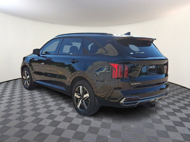 Certified 2023 Kia Sorento EX FWD image 5