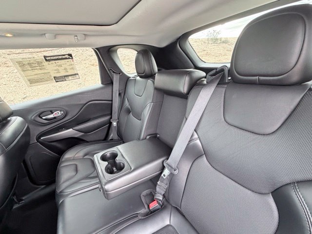 Used 2021 Jeep Cherokee Limited AWD/4WD image 31