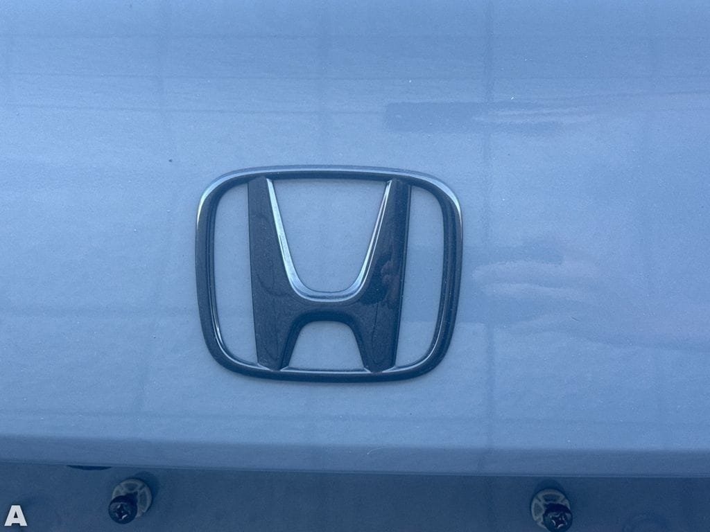Used 2022 Honda Civic Touring image 11