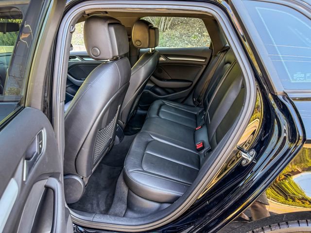 Used 2017 Audi A3 e-tron Premium image 9