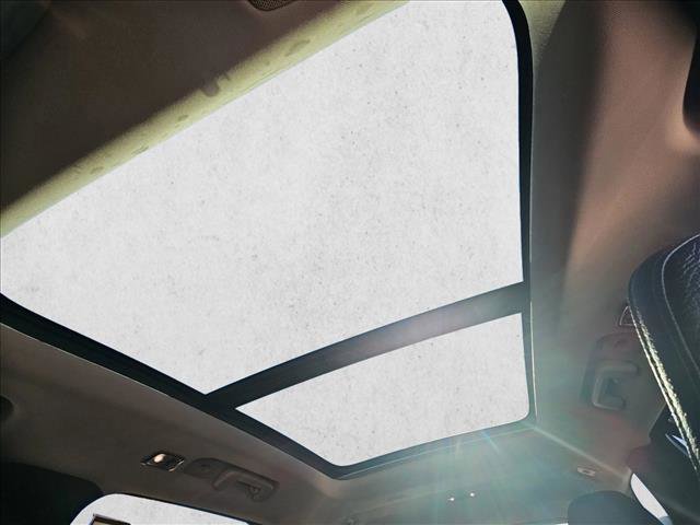 Used 2016 Volvo XC90 T6 Momentum image 16