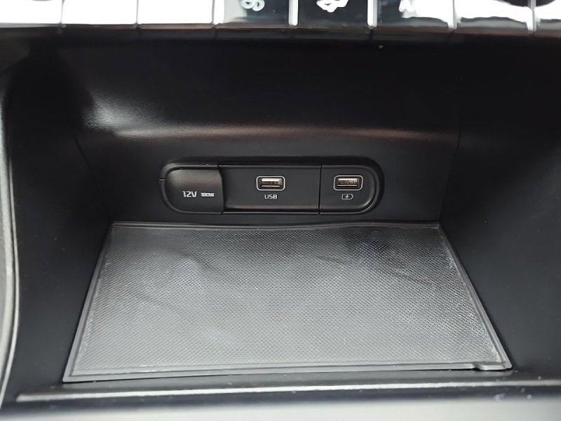 Used 2023 Kia K5 LXS image 17