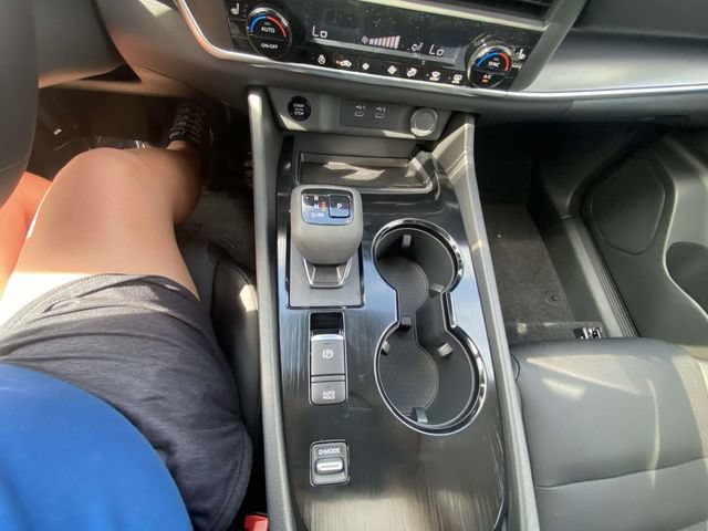Used 2026 Nissan Rogue Dark Armor FWD image 27