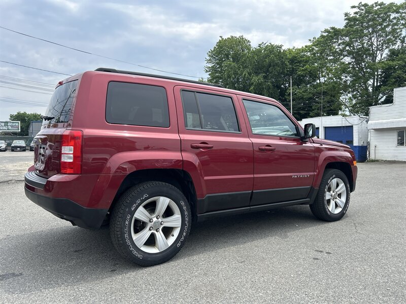 Used 2012 Jeep Patriot Sport w/ PWR Value Group AWD/4WD image 4