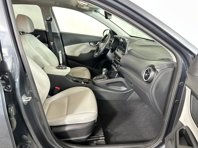 Certified 2022 Hyundai Kona Limited w/ Cargo Package image 36