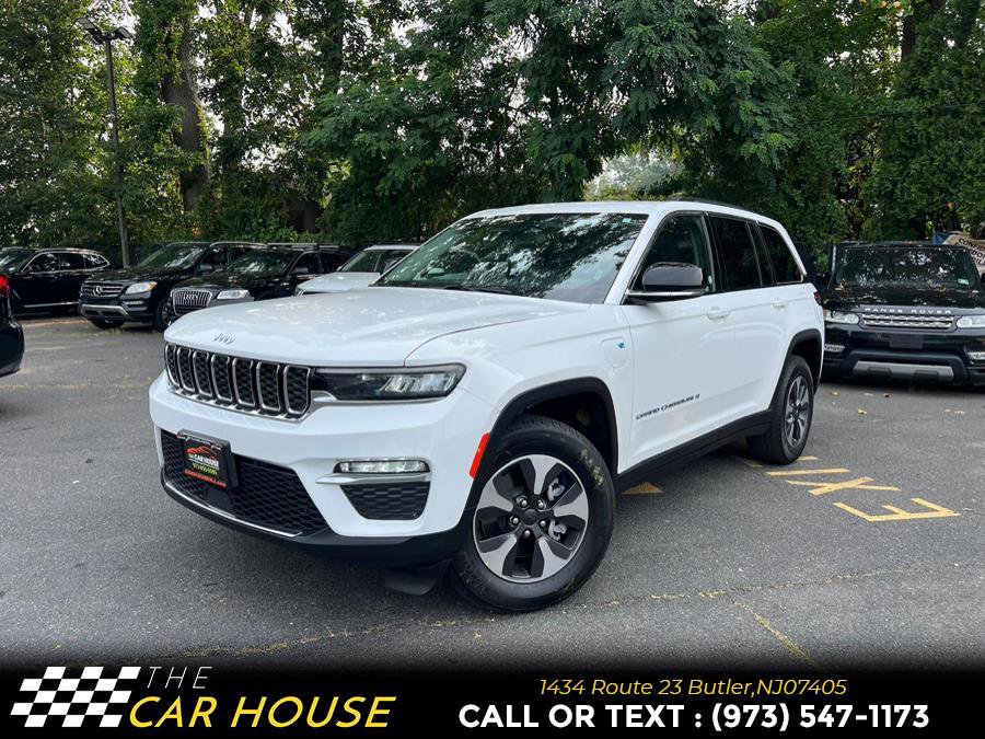 Used 2023 Jeep Grand Cherokee 4WD 4xe image 1