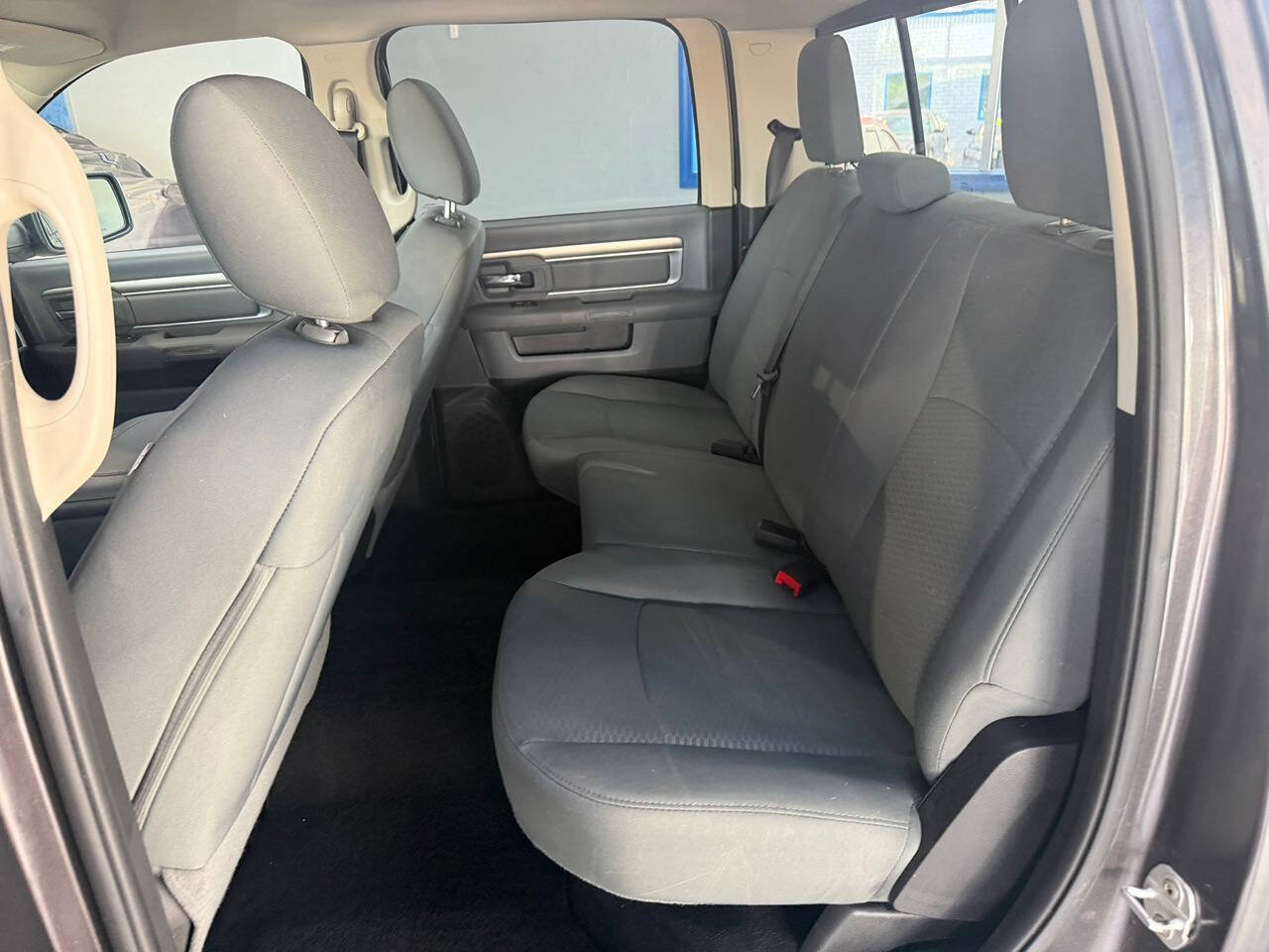 Used 2014 RAM 1500 Classic SLT w/ Luxury Group RWD image 23