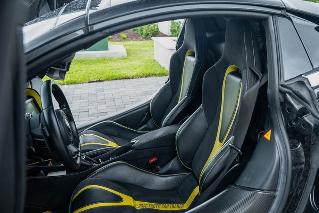 Used 2020 McLaren 720S Performance RWD image 27
