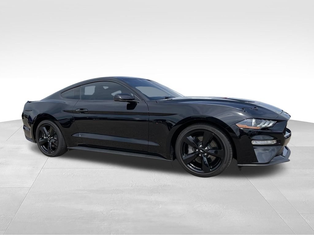 Used 2023 Ford Mustang GT Premium w/ Equipment Group 401A RWD image 2
