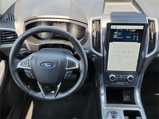 Used 2022 Ford Edge Titanium image 29