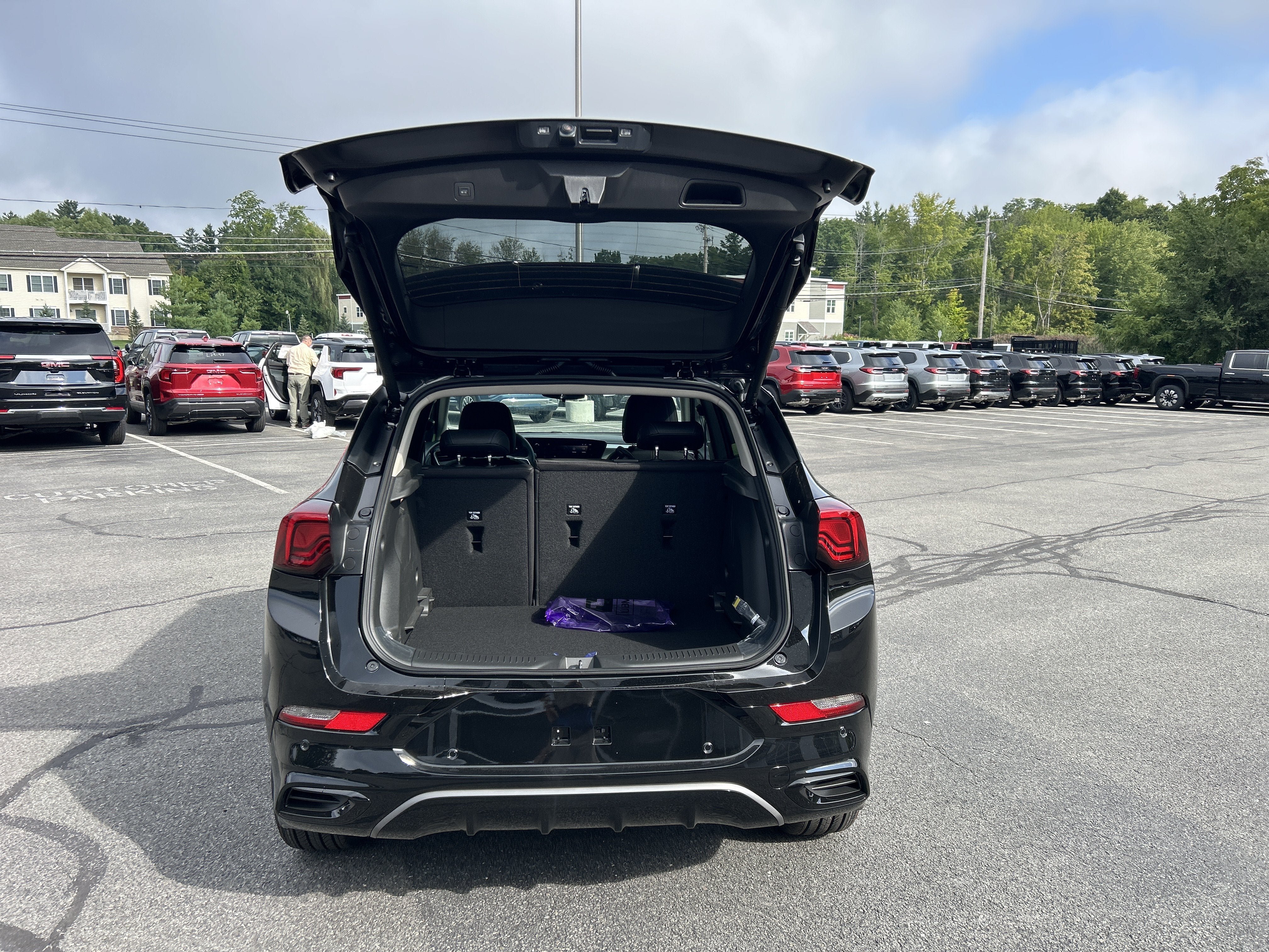 New 2026 Buick Encore GX Sport Touring w/ Advanced Technology Package AWD/4WD image 10