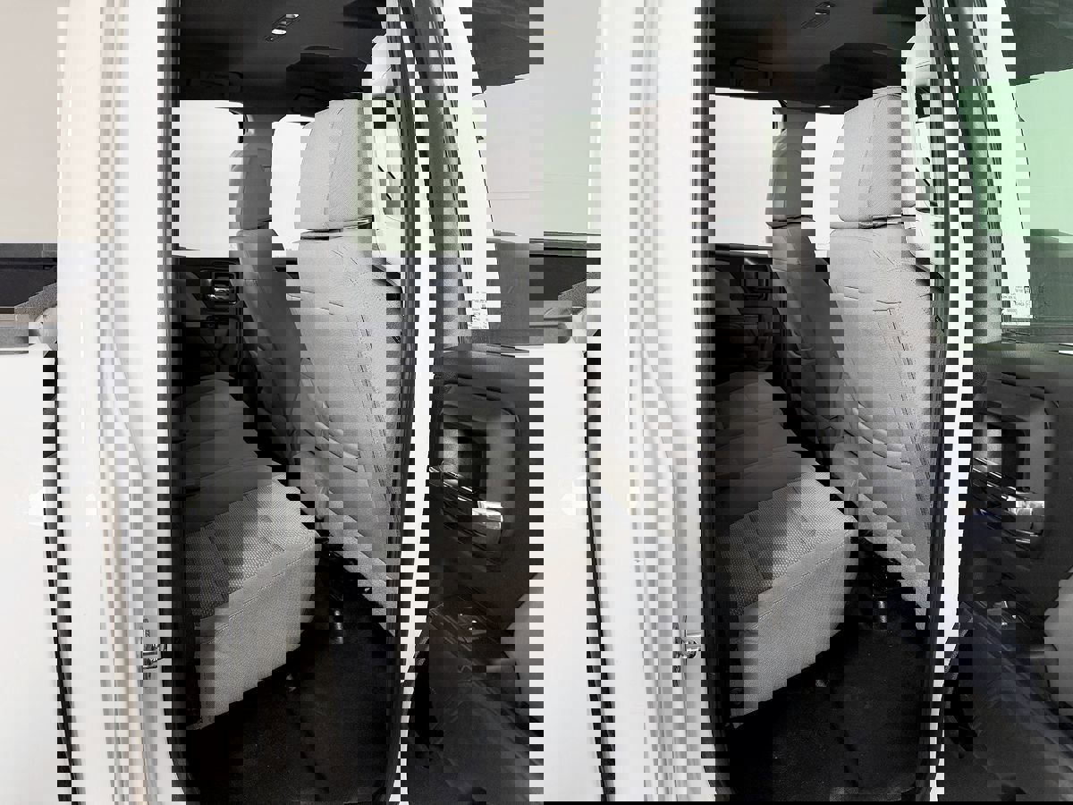 Used 2018 Chevrolet Silverado 1500 W/T AWD/4WD image 30