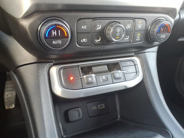 Used 2020 GMC Acadia SLE w/ Driver Convenience Package image 20