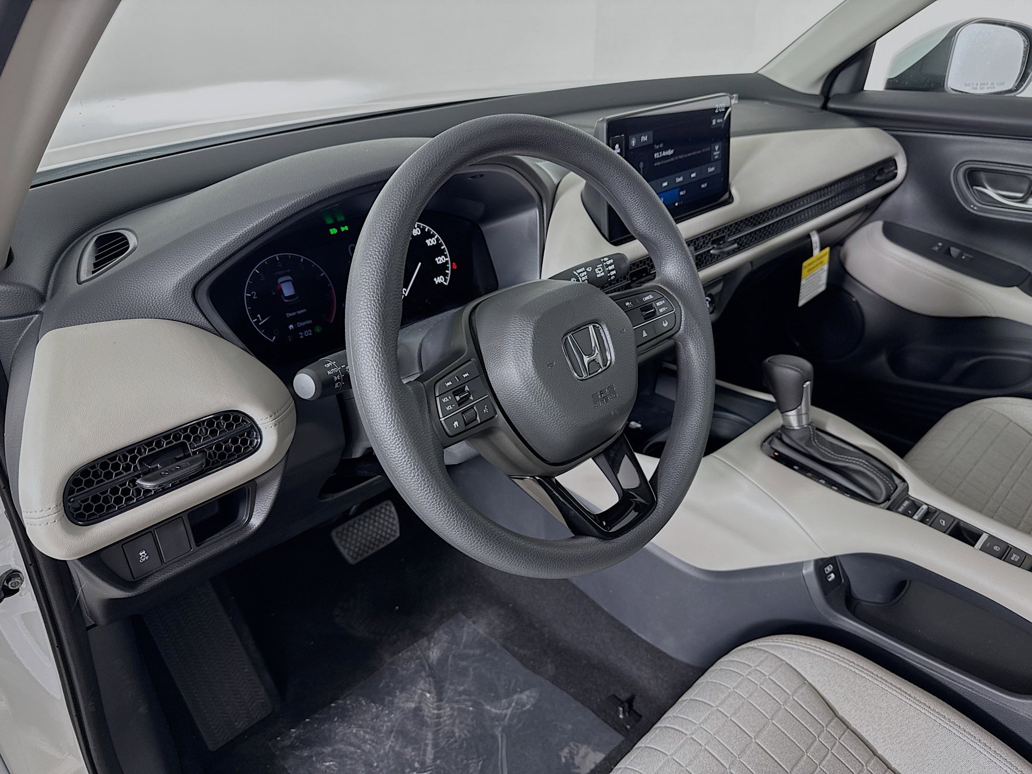 New 2026 Honda HR-V LX image 8