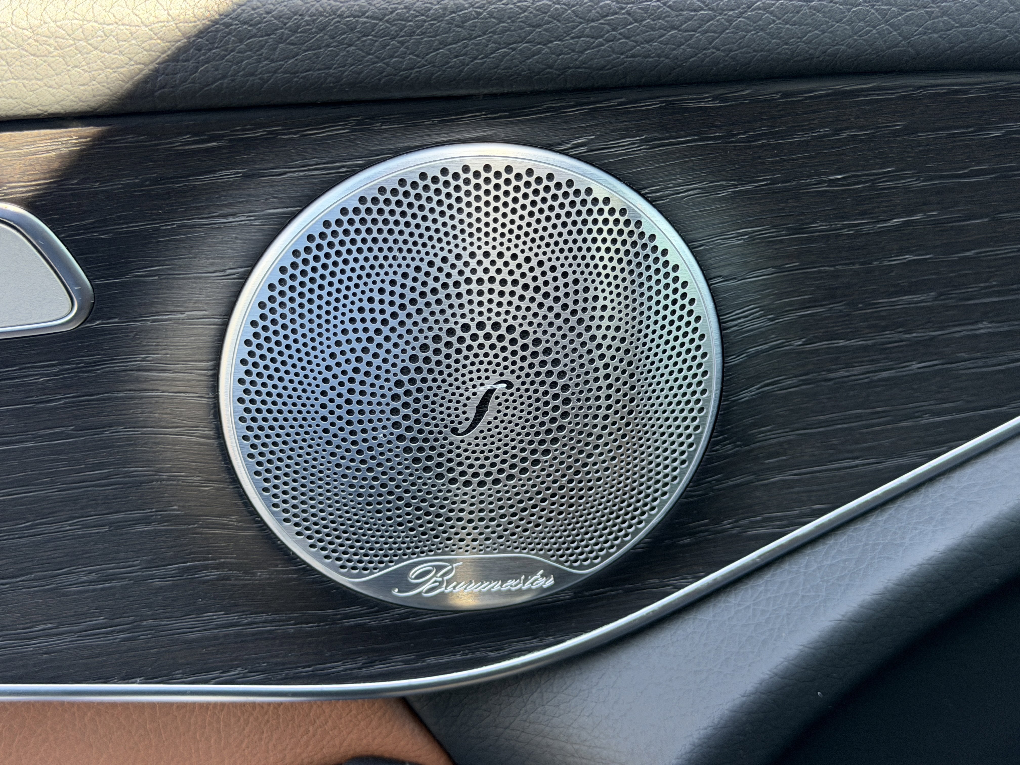 Used 2020 Mercedes-Benz GLC 300 image 17