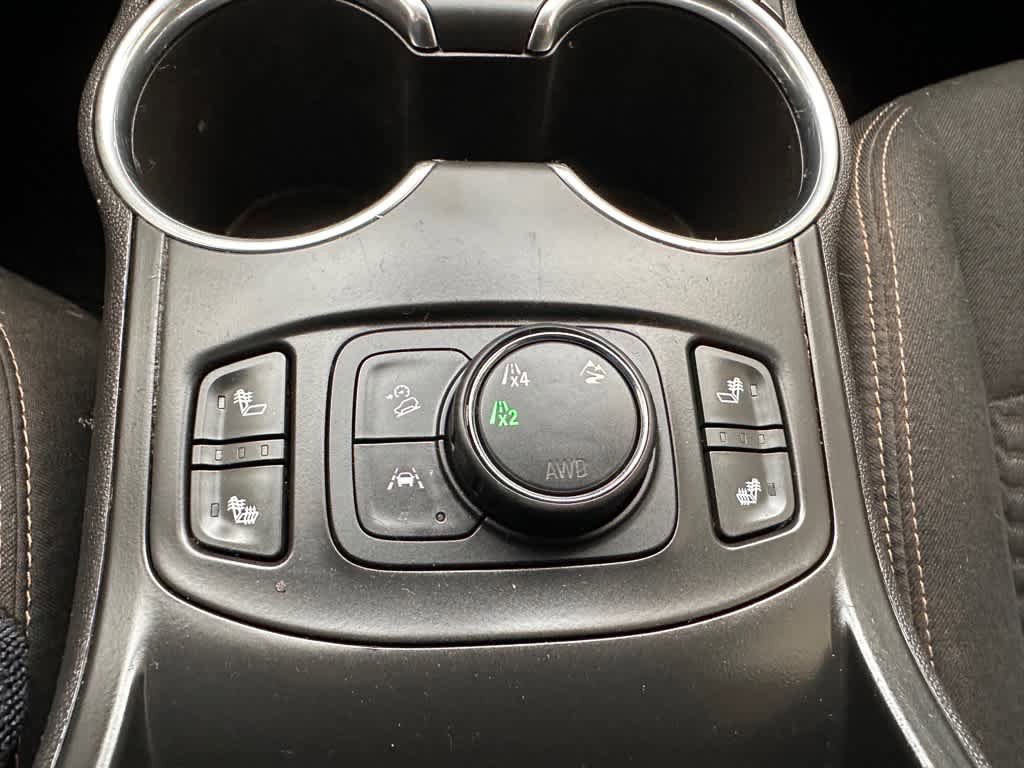 Used 2020 GMC Terrain SLE w/ Driver Convenience Package AWD/4WD image 24