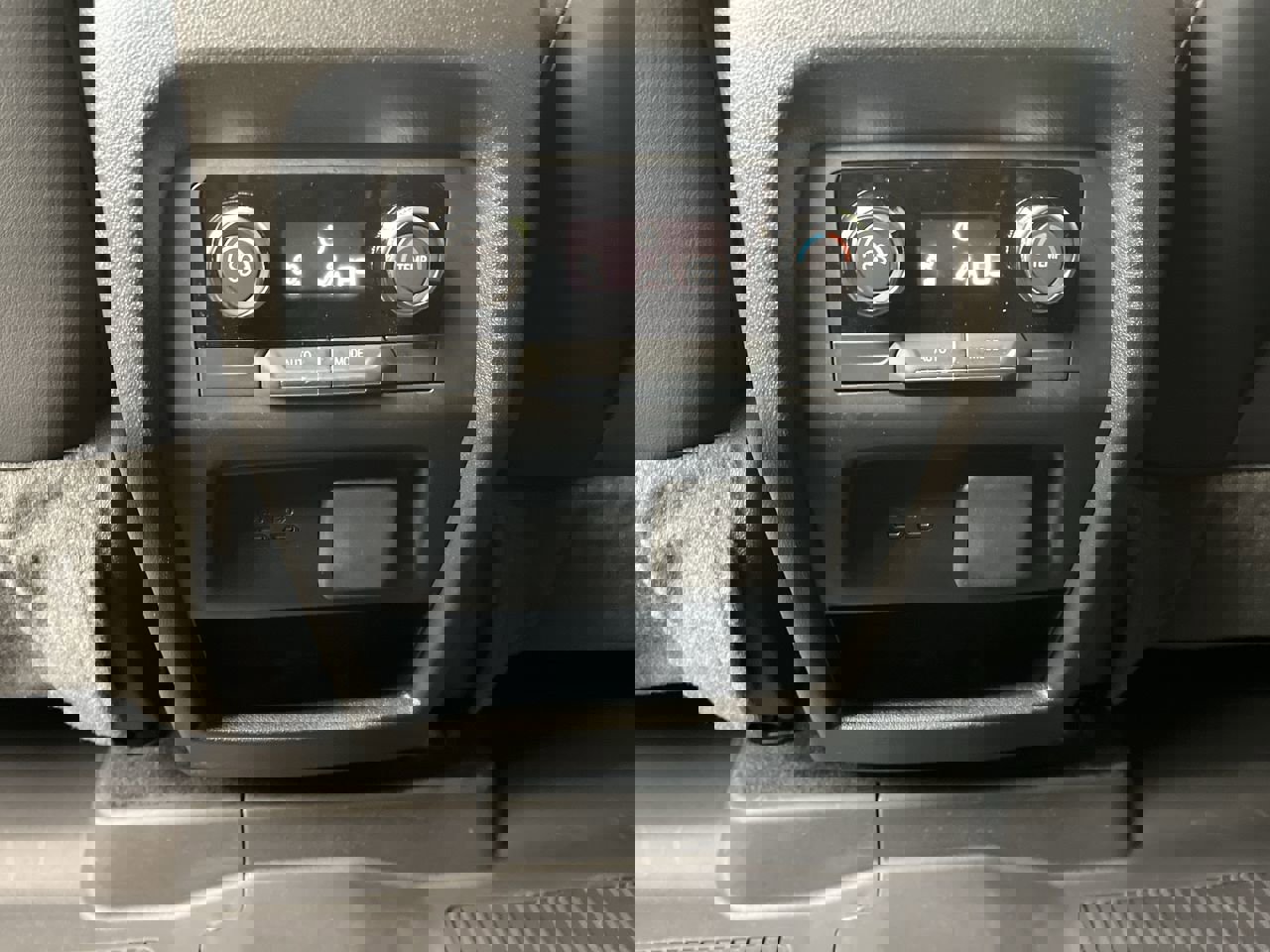 New 2026 Buick Enclave Sport Touring w/ Power Package image 13