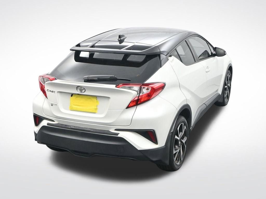 Used 2019 Toyota C-HR XLE image 29