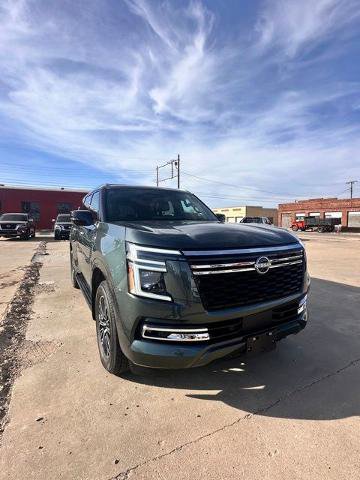 Certified 2025 Nissan Armada Platinum image 3
