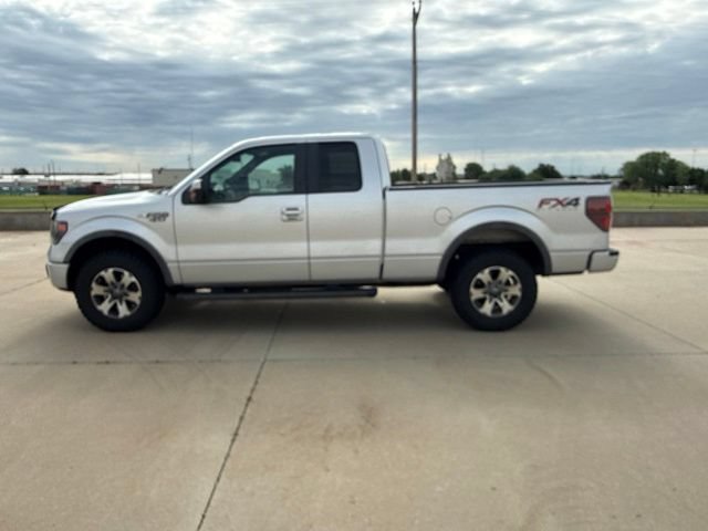 Used 2014 Ford F150 FX4 w/ Equipment Group 402A Luxury AWD/4WD image 8