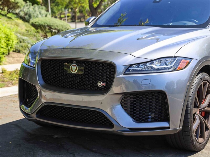 Used 2020 Jaguar F-PACE SVR AWD/4WD image 9