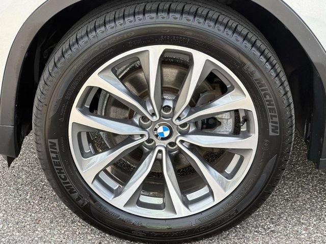 Used 2019 BMW X3 xDrive30i w/ Premium Package AWD/4WD image 13
