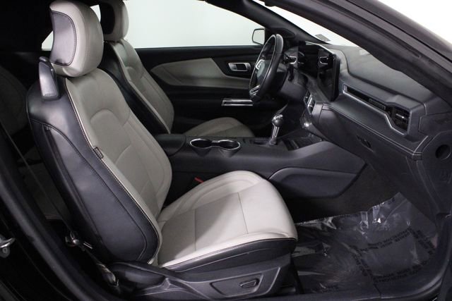 Used 2024 Ford Mustang Premium image 14