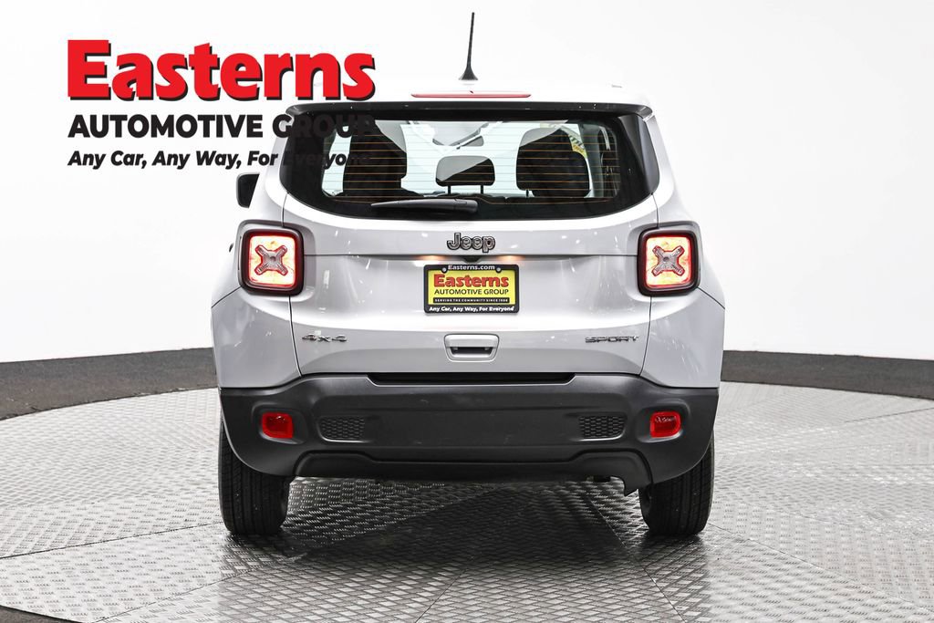 Used 2021 Jeep Renegade Sport image 6