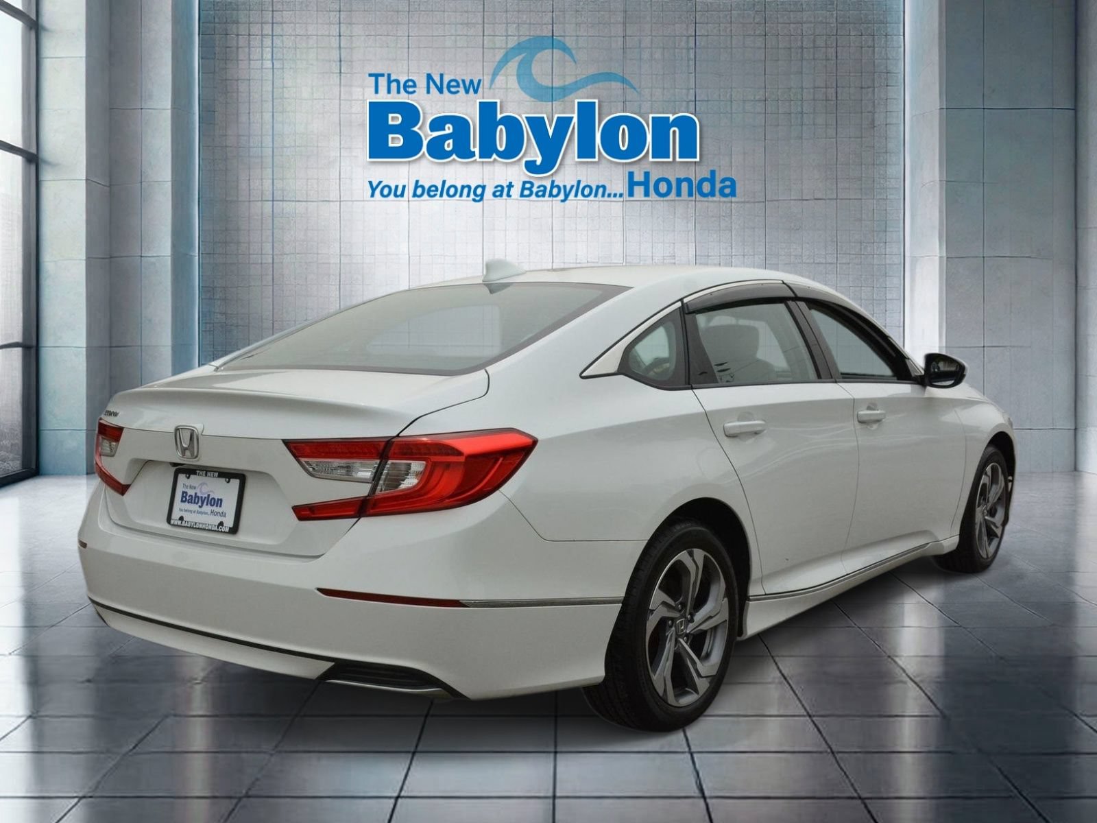 Used 2018 Honda Accord EX image 4