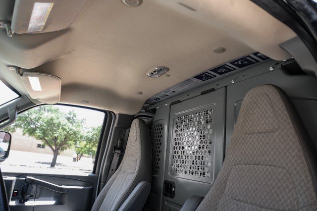 Used 2021 Chevrolet Express 2500 w/ Enhanced Convenience Package RWD image 28