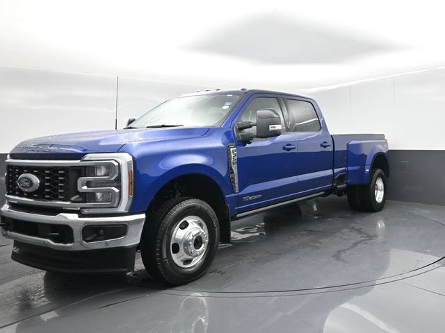 Used 2026 Ford F350 Lariat w/ Lariat Ultimate Package AWD/4WD image 4