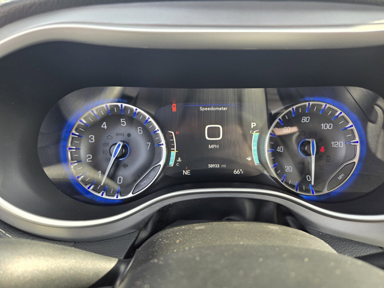 Used 2022 Chrysler Pacifica Touring-L w/ S Appearance Package image 28